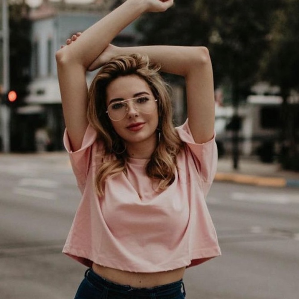 Forever 21 pink crop top